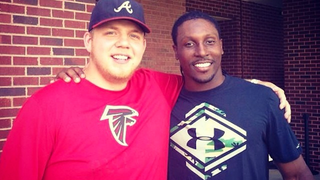 Roddy White Finally Made Good On That Twitter Bet